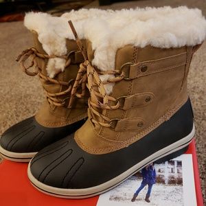 PAWZ Fur Boots Size 7 Brand New Bearpaw Gina